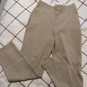 BRAND NEW Max Studio pants